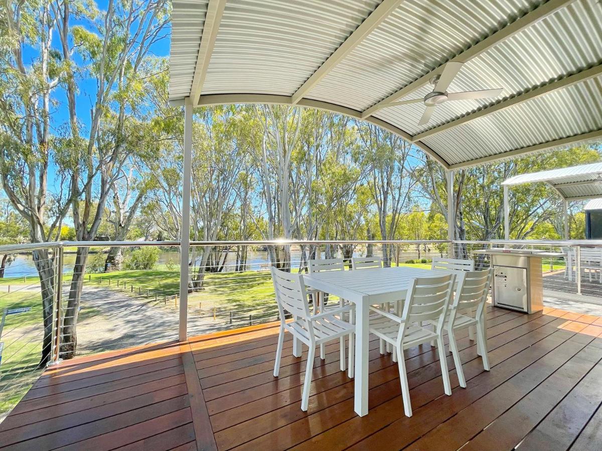 Big4 Deniliquin Holiday Park ภายนอก รูปภาพ