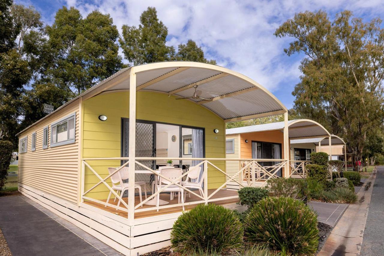 Big4 Deniliquin Holiday Park ภายนอก รูปภาพ