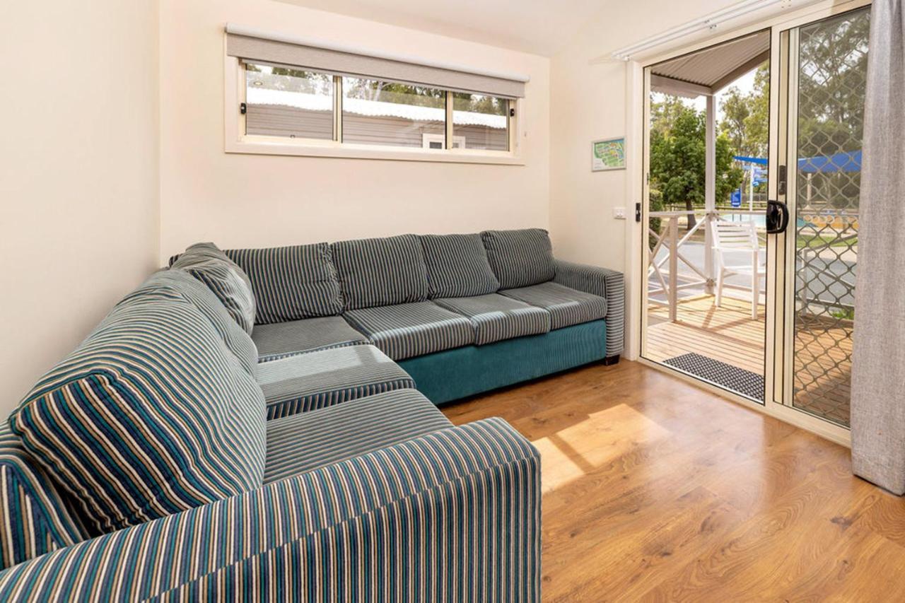 Big4 Deniliquin Holiday Park ภายนอก รูปภาพ