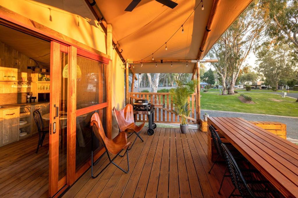Big4 Deniliquin Holiday Park ภายนอก รูปภาพ