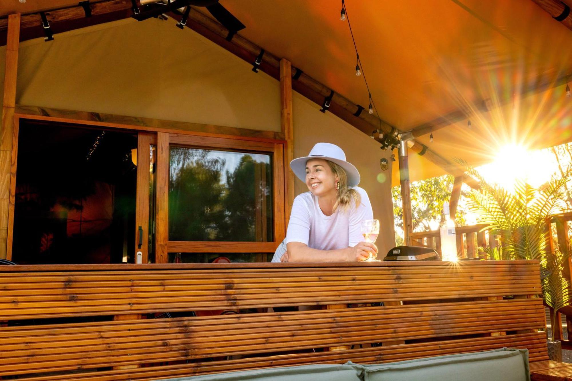 Big4 Deniliquin Holiday Park ภายนอก รูปภาพ
